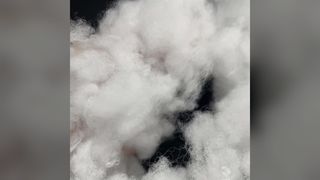6. गर्म कपड़ों के लिए अल्ट्रा फाइन सॉफ्ट लूज़्ड फाइबर, पीसीएम तापमान नियंत्रण सिलिकॉन ट्रीटेड फाइबर
