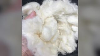 6D×51MM लियोसेल 70J स्टेपल फाइबर, परिधान के लिए पर्यावरण अनुकूल नमी सोखने वाला लियोसेल फाइबर