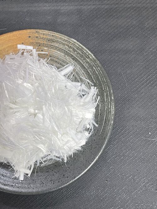 के बारे में नवीनतम कंपनी समाचार प्रसंस्करण और विनिर्माण उद्योगों में आम तौर पर प्रयुक्त सामग्री-पोलीप्रोपाइलीन लघु फाइबर