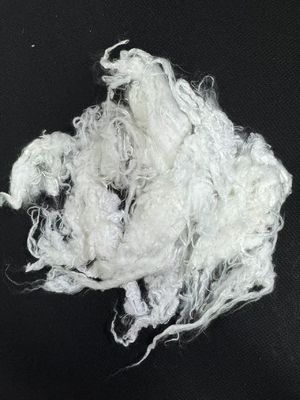 अच्छी कीमत 1.33D*38-64 मिमी शोषण बोर्ड के लिए अग्नि retardant स्टेपल फाइबर ऑनलाइन