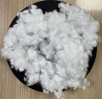 अच्छी कीमत कुंवारी खोखली संयुग्मित पॉलिएस्टर स्टेपल फाइबर सिलिकॉन 7D 32mm ऑनलाइन