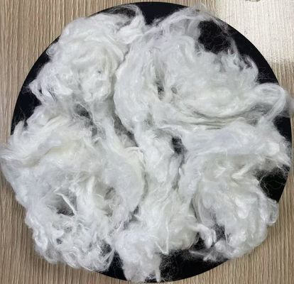 अच्छी कीमत उच्च चमक विस्कोस स्टेपल फाइबर 1.7D 51mm सफेद ऑनलाइन