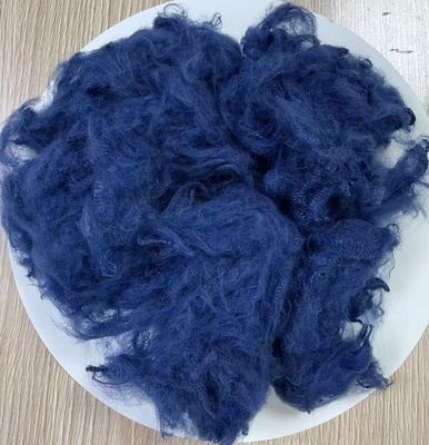 अच्छी कीमत पुनर्नवीनीकरण पॉलिएस्टर स्टेपल फाइबर 1.5D 38mm नीलमणि नीला ऑनलाइन