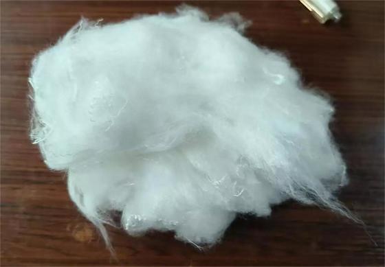 अच्छी कीमत Recycled Polyester Staple Fiber PSF 1.2 Denier x 38 mm 1.33 dtex * 38 mm Packed in PP Bales 300kg/bale ऑनलाइन