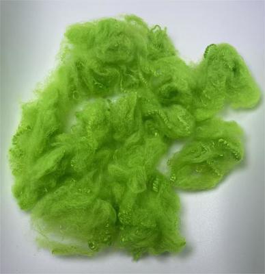 अच्छी कीमत Lightweight Recycled Polyester Staple Fiber with Good Chemical Resistance and Qiuxiang Green Color ऑनलाइन