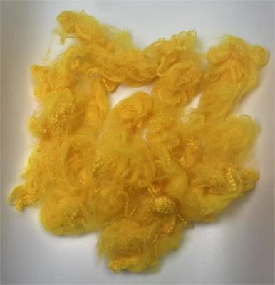 अच्छी कीमत Golden Yellow Highly Durable UV Protection Recycled Polyester Staple Fiber 2.5D 51mm for Versatile Applications ऑनलाइन